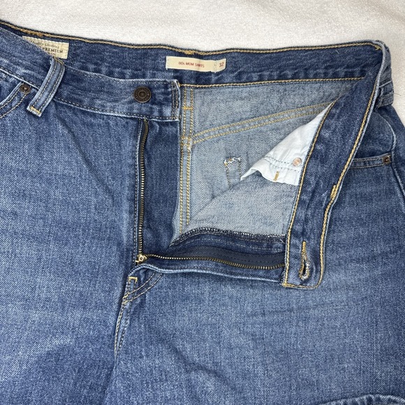 Levi's Premium 80s Mom Shorts Women's Size 32 | Dark Wash High Rise Denim | Y2K - Picture 5 of 10